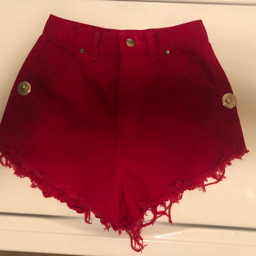 Rockies cutoff shorts